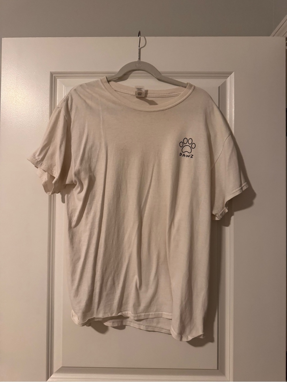 Gildan Cream Short-Sleeve Tee with Pawz Chest Logo